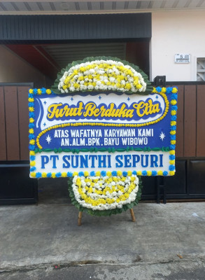 Papan Bunga Duka di Suradadi