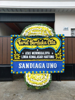 Papan Bunga Duka di Suradadi