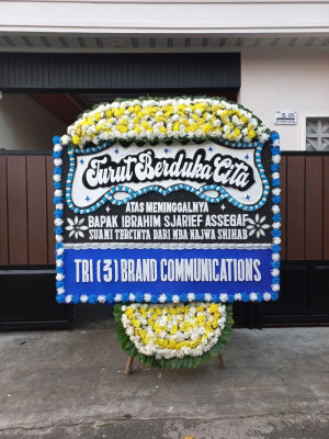 Papan Bunga Duka di Suradadi